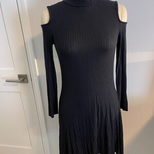 Pink Rose Sexy Cold Shoulder Long Sleeve Dress- Black-Size Small- New With Tags